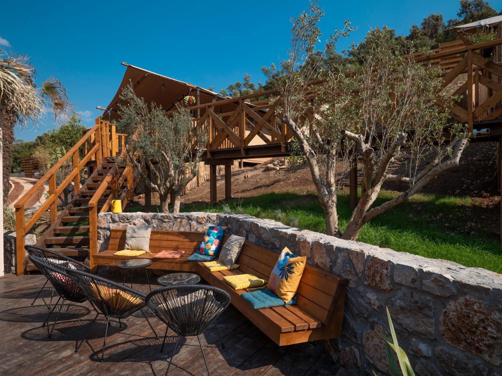 Sea Glamping Luxury tent Kotor