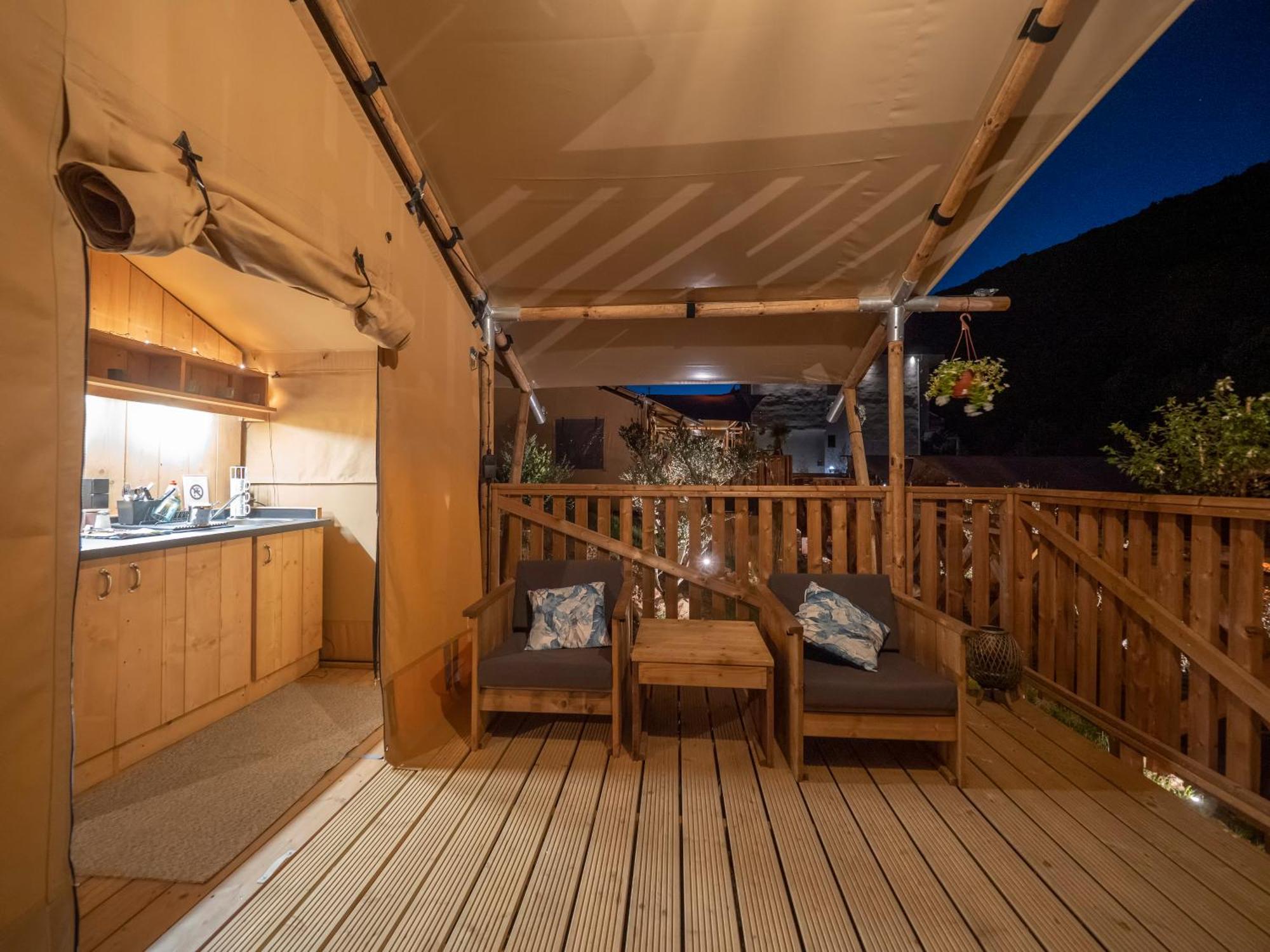 Sea Glamping Luxury tent Kotor