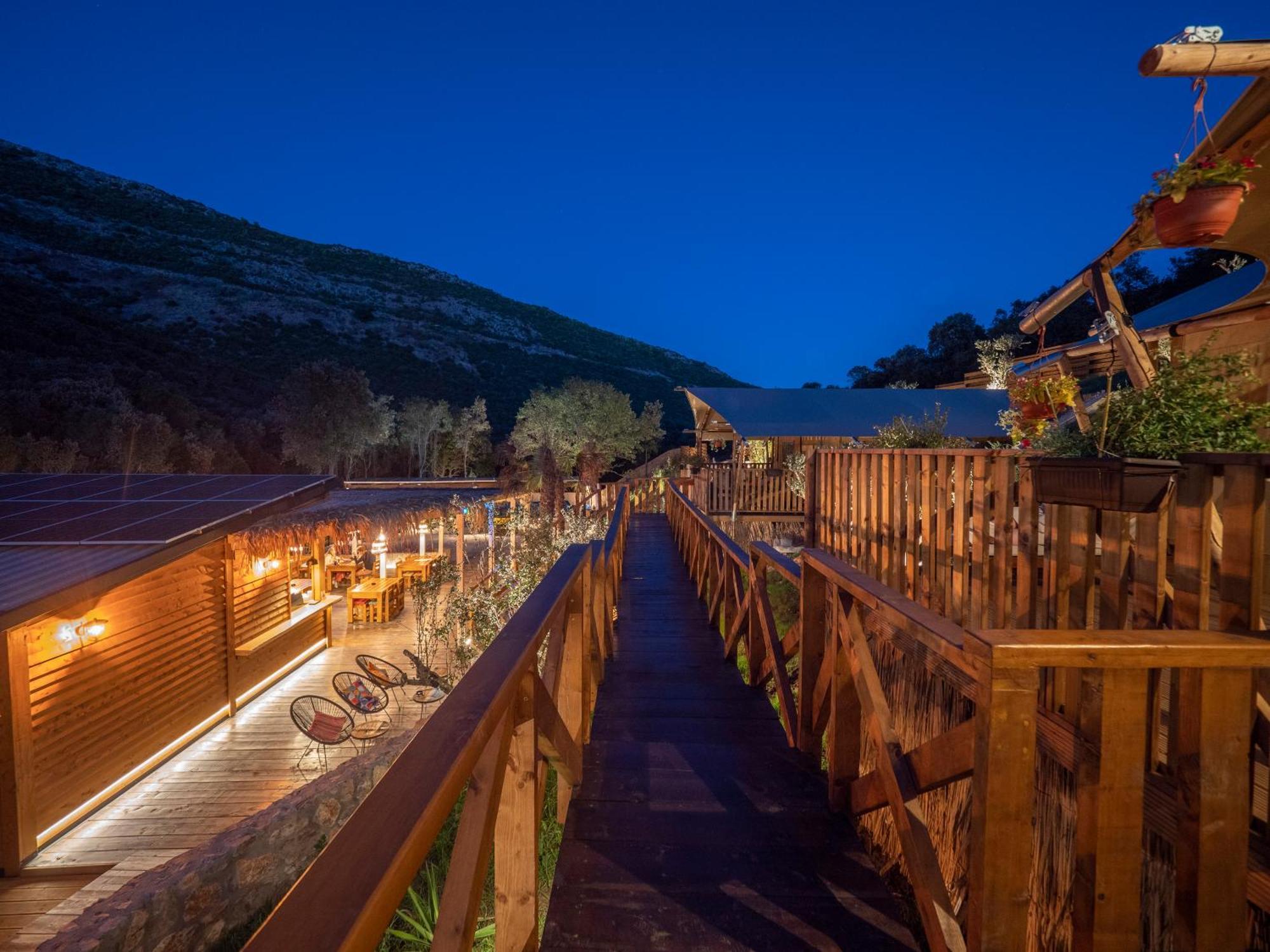 Sea Glamping Luxury tent