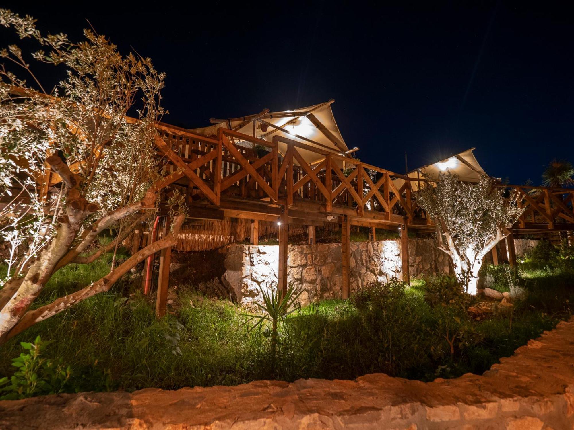 Sea Glamping Luxury tent Kotor